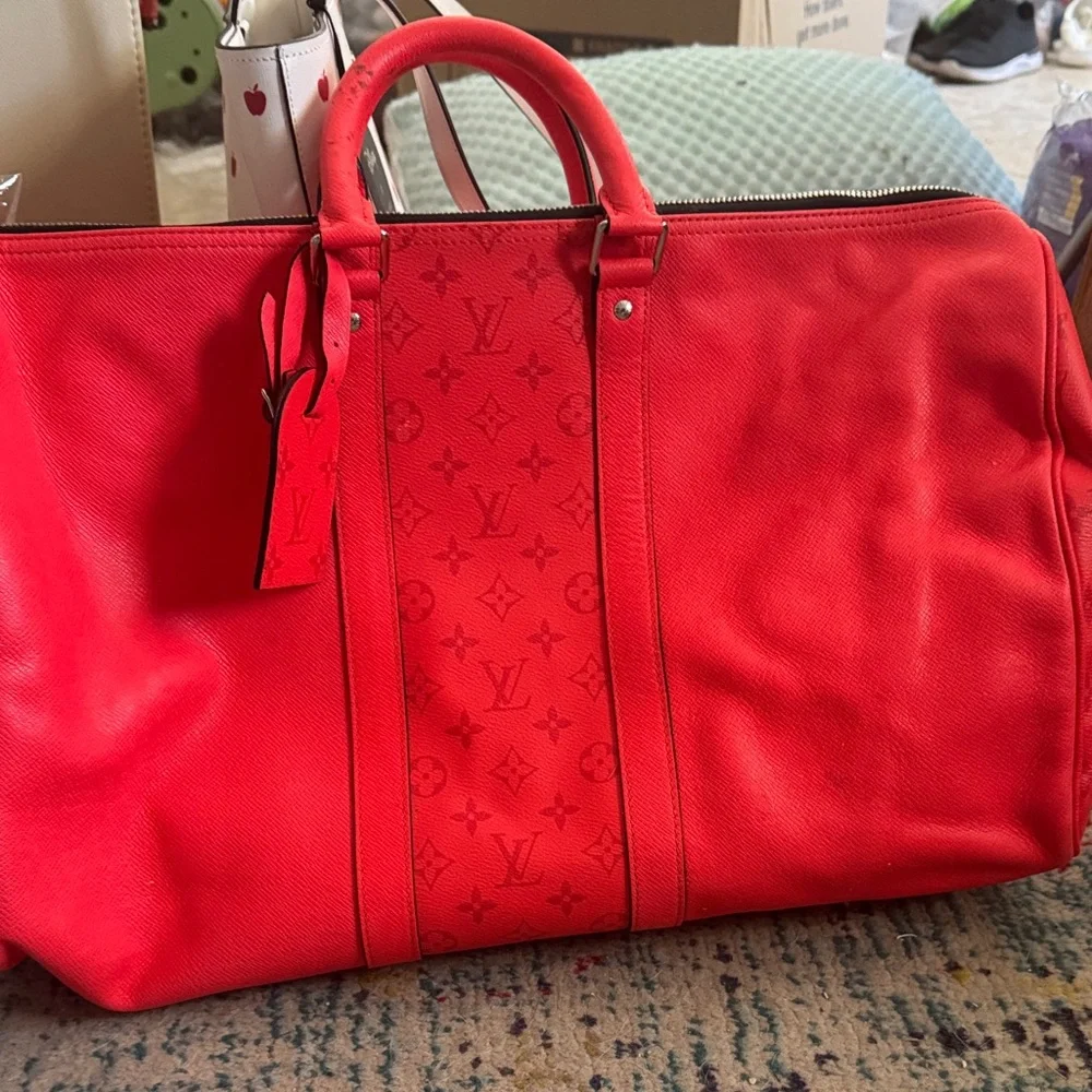 Louis Vuitton Vibrant Red Travel Bag - Picture 1 of 10